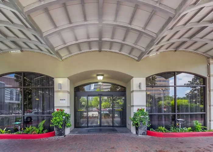 Surestay Plus Hotel By Best Western Houston Medical Center